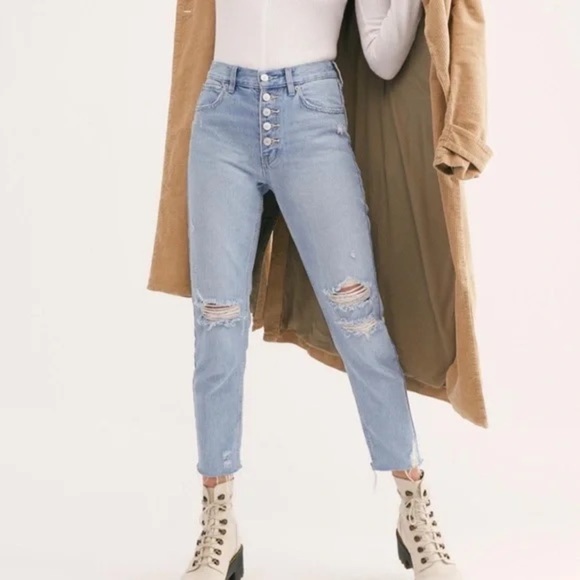 Free People Denim - Free People Blossom Rigid High Rise Jeans Women’s Light Wash Distressed Size 25